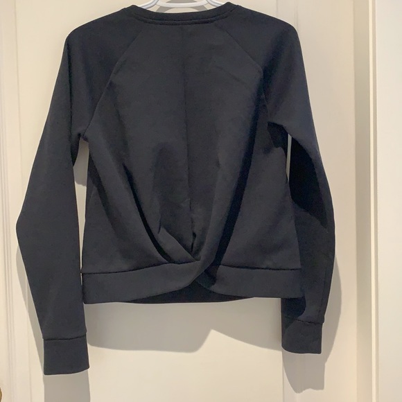 NWT under armour sweatshirt. - Picture 5 of 5